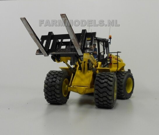 BOUWKIT: Palletvork set New Holland Shovel ROS voor o.a. snelwissel koppeling 510005 t/m 510095 &amp; Volvo VAB-STD van AT &amp; Claas Torion/ Liebherr L 556 van Wiking modellen 1:32