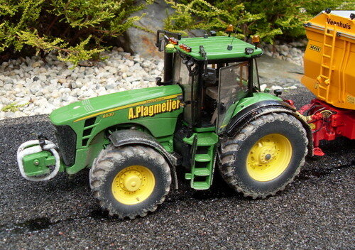 350. John Deere 8030 serie (klik op foto )