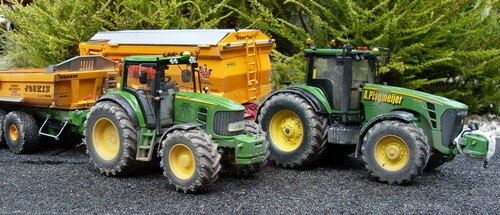 350. John Deere 8030 serie (klik op foto )