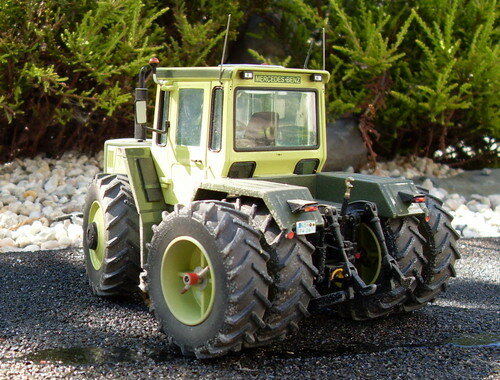 997. MB trac / Unimog (klik op de foto voor meer)