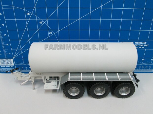 3 Asser mesttank basis (VMR Veenhuis of ander merk) Bouwpakket 1:32 (HTD)