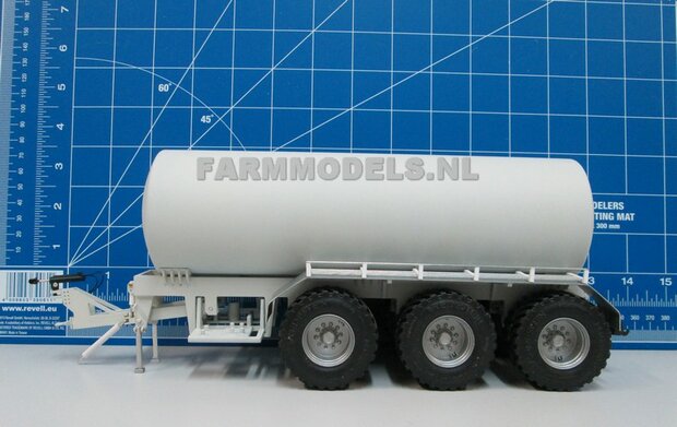 3 Asser mesttank basis (VMR Veenhuis of ander merk) Bouwpakket 1:32 (HTD)