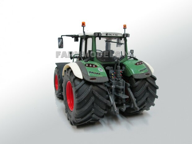 2x Extra brede spatbordverbrederset t.b.v. achteras, perfect voor de Fendt 724 van UH / Schuco, ook universeel te gebruiken 1:32                   