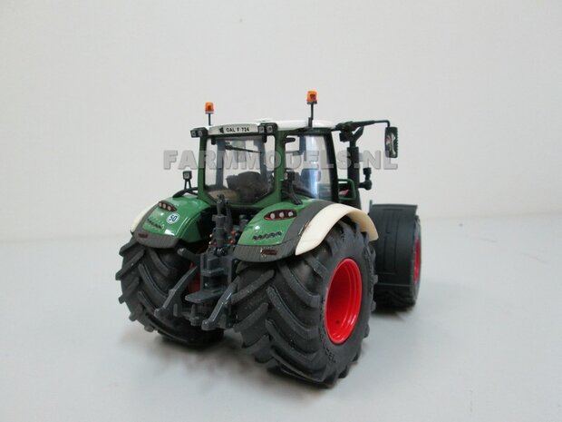 2x Extra brede spatbordverbrederset t.b.v. achteras, perfect voor de Fendt 724 van UH / Schuco, ook universeel te gebruiken 1:32                   