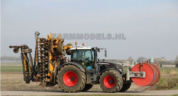 2x Extra brede spatbordverbrederset t.b.v. achteras, perfect voor de Fendt 724 van UH / Schuco, ook universeel te gebruiken 1:32                   