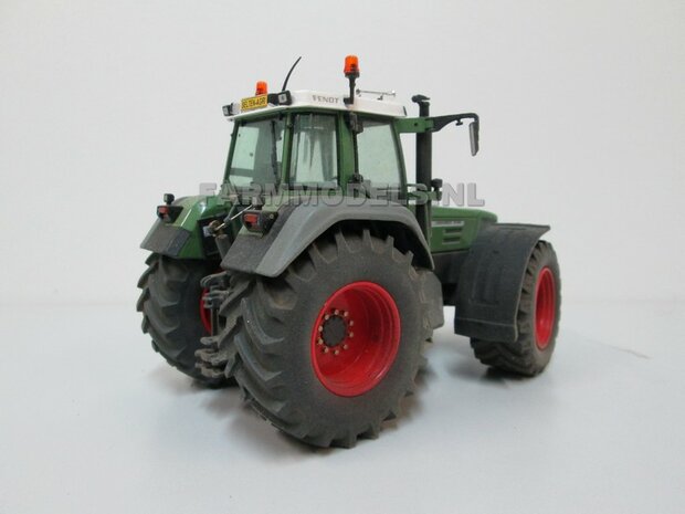 2x Extra brede spatbordverbreders Fendt 824 / 926 / 930 Weise (Gen I, II &amp; III)   1:32   