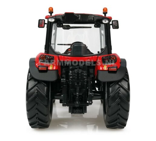 McCormick X4.70 1:32 Universal Hobbies UH4945