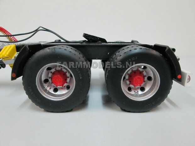 Siga Nova Duo, tandem as Dolly t.b.v. trailers en mesttanks Bouwpakket Basis 1:32 (HTD)              