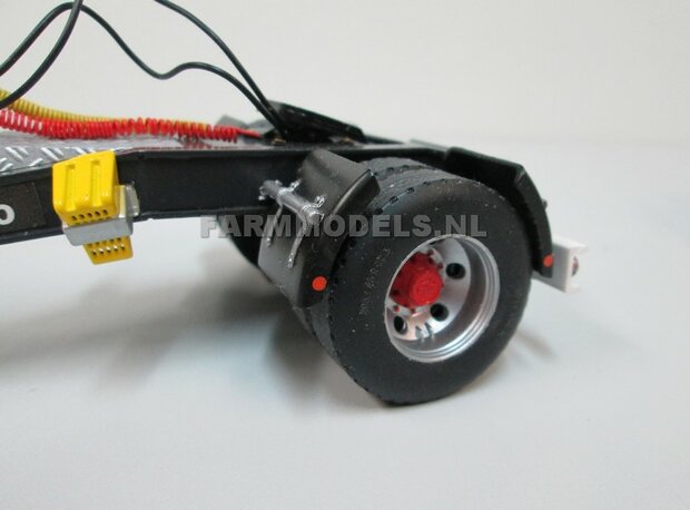 Siga Nova Uno, enkel as Dolly t.b.v. trailers en mesttanks Bouwpakket Basis 1:32 (HTD)    