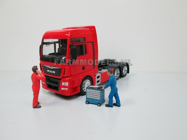 MAN TGX 6x4 Rood 1:32  Welly