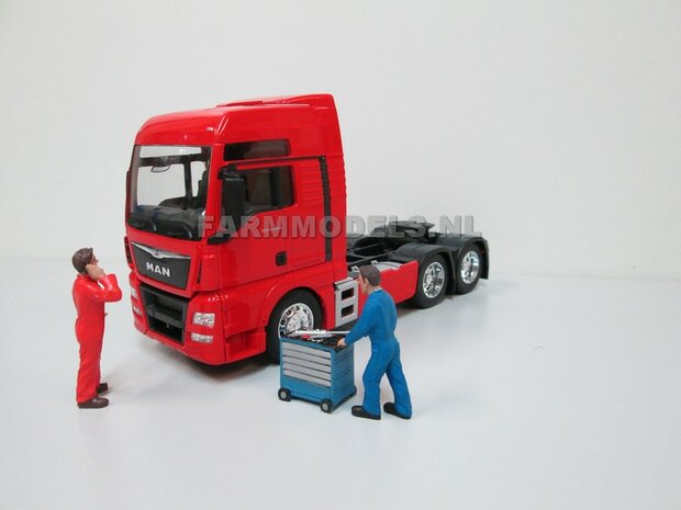 MAN TGX 6x4 Rood 1:32  Welly