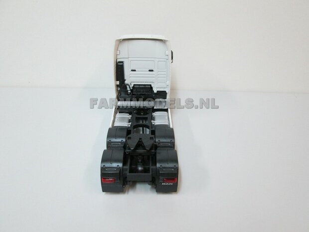 MAN TGX 6x4 Wit 1:32 Welly 32650L-W     LAST ONE/OP=OP
