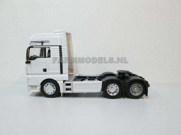 MAN TGX 6x4 Wit 1:32 Welly 32650L-W