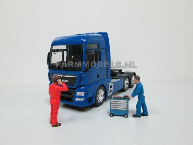 MAN TGX 6x4 Blauw 1:32 Welly