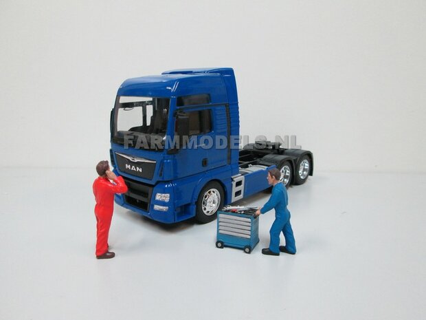 MAN TGX 6x4 Blauw 1:32 Welly