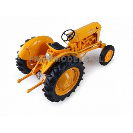 YELLOW Massey-Harris-Ferguson 202 &quot;Work-Bull&quot; 1:32 UH4990