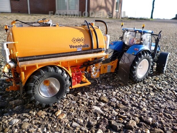 620. VMR Veenhuis 14 m3 knikdissel slurry tank, soon to be available here