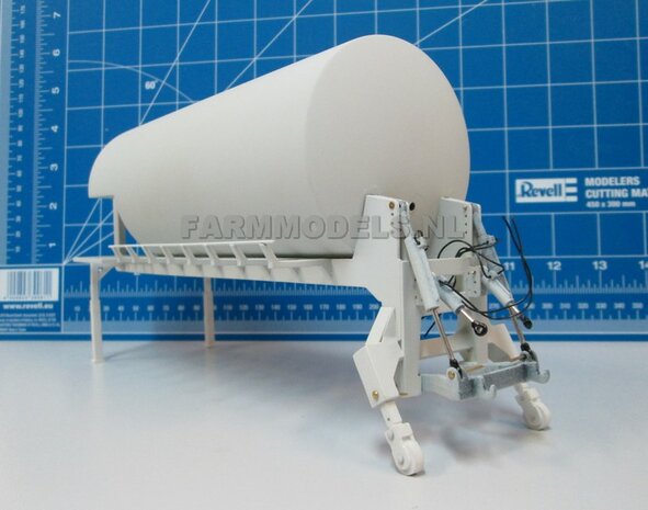 Carrier Mesttank + hefinrichting BOUWPAKKET t.b.v. (VMR Veenhuis) Haakarm carrier, bouwpakket basis 1:32 (HTD)                       