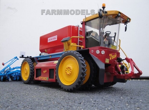 635.  Vredo trac dubbellucht cultuur met Monosem zaaier