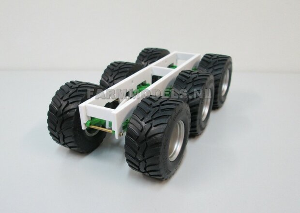 &Oslash; 55.4 mm: 2x Vredestein Flotation Trac 800/60 R32 Banden met ALU-METALIC gespoten Velgen 1:32 