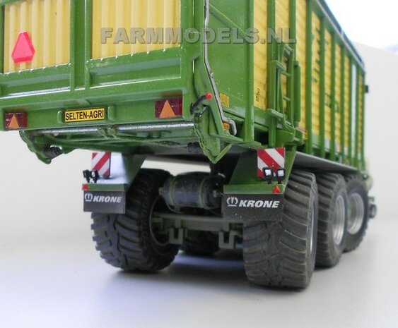 641. Krone ZX 450 Dubbeldoel wagen op Vredestein 800/45 R30.5 banden