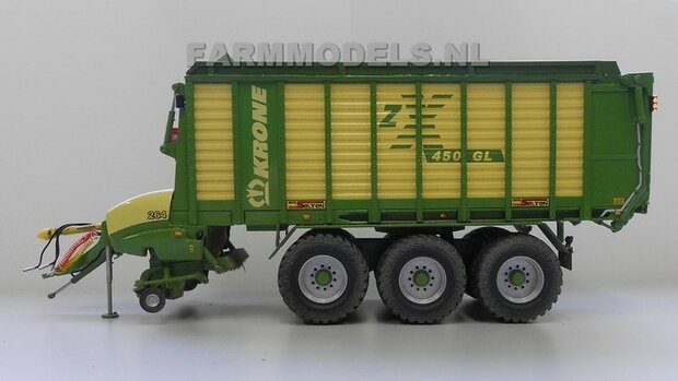 641. Krone ZX 450 Dubbeldoel wagen op Vredestein 800/45 R30.5 banden