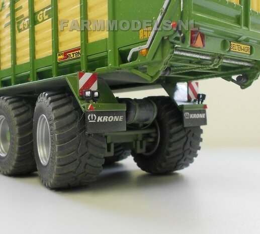 641. Krone ZX 450 Dubbeldoel wagen op Vredestein 800/45 R30.5 banden