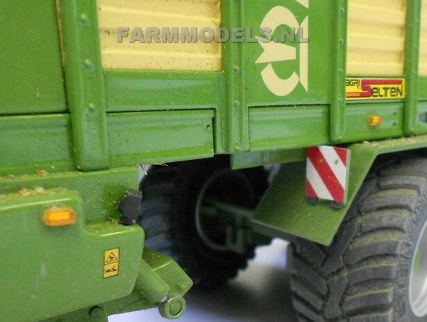 641. Krone ZX 450 Dubbeldoel wagen op Vredestein 800/45 R30.5 banden