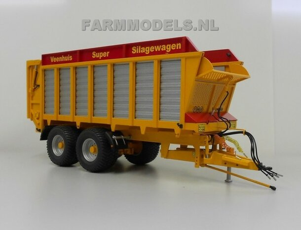 604. VMR Veenhuis SW 450 silage wagen Full Options, nu op Vredestein en Michelin banden verkrijgbaar 