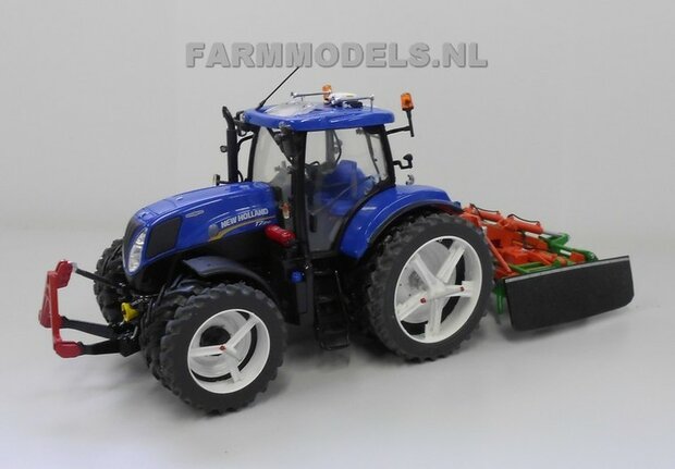 548. New Holland op cultuur dubbellucht