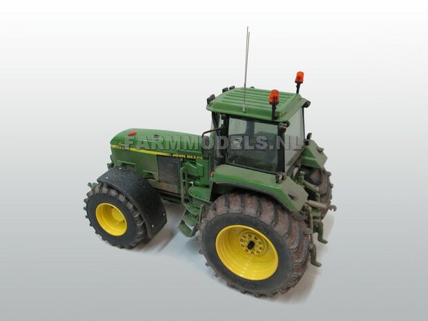 2x Zwarte Die Cast Spatborden met steun 21 mm breed, universeel  1:32