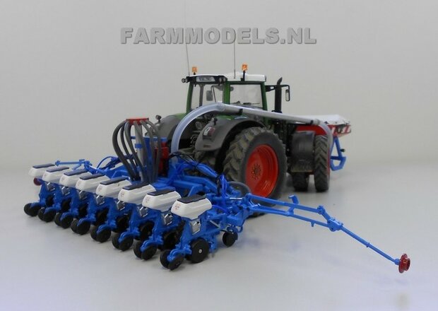 040 Monosem fronttank met ma&iuml;s zaaier, gemonteerd op Fendt, John Deere, New Holland of Claas