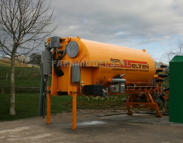 VOORBEELD FOTO&#039;S: (VMR Veenhuis) 3-asser haakarm Carrier (VORIGE VERSIE zonder 3D geprinte haak) Basis, asafstand 160 1:32 