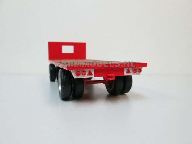 Bouwkit platte wagen 2- asser &quot;Oud&quot; + dubbellucht banden + houten bodemlatten + detail verlichting nu geleverd als stikkerset 1:32 (HTD)