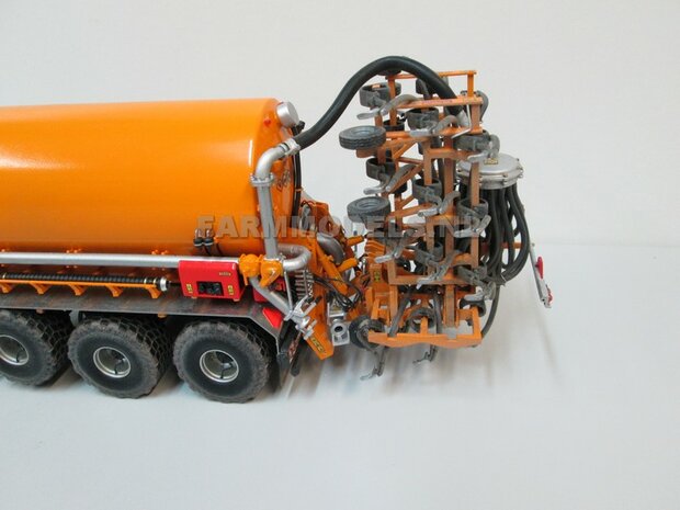 TIPS / Examples: (VMR Veenhuis) 3-axle Carrier tanks 1:32