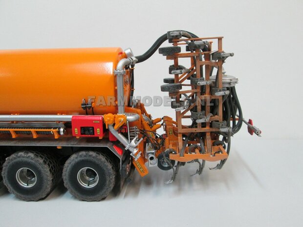 TIPS / Examples: (VMR Veenhuis) 3-axle Carrier tanks 1:32