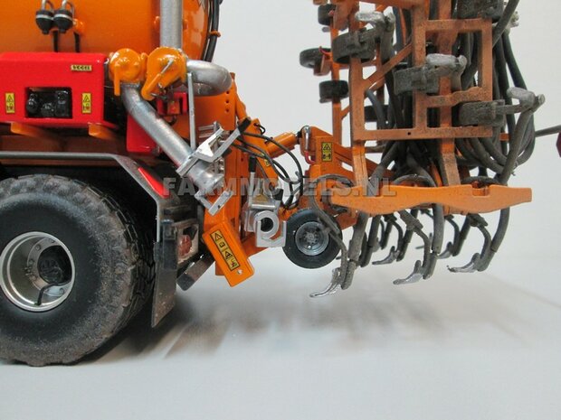 TIPS / Examples: (VMR Veenhuis) 3-axle Carrier tanks 1:32