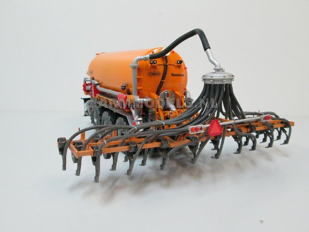 TIPS / Examples: (VMR Veenhuis) 3-axle Carrier tanks 1:32