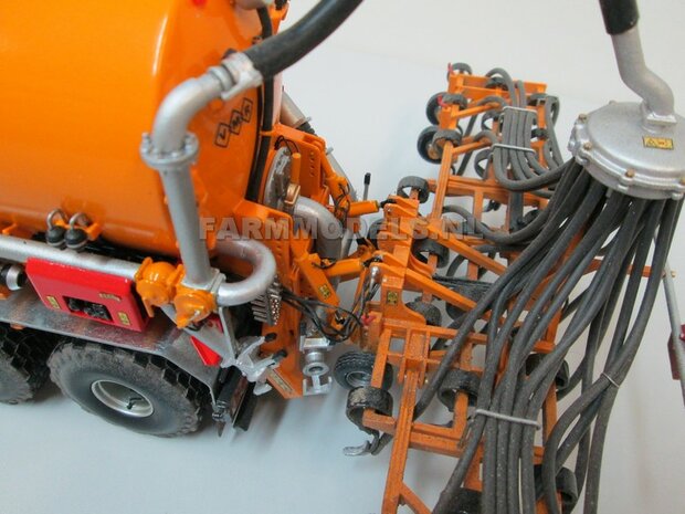 TIPS / Examples: (VMR Veenhuis) 3-axle Carrier tanks 1:32