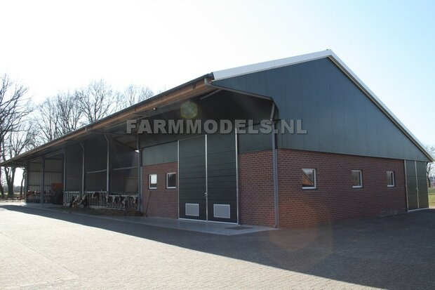 1x muurdeel Beton grijs mat, 250 x 80 x 3 mm, Hout in Betonkleur - t.b.v. (bewaar-) loods / stal / kantoor / huis, 1:32                          