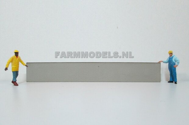 1x muurdeel laag Beton grijs mat, 250 x 36 x 3 mm, Hout in Betonkleur - t.b.v. (bewaar-) loods / stal / kantoor / huis, 1:32                   