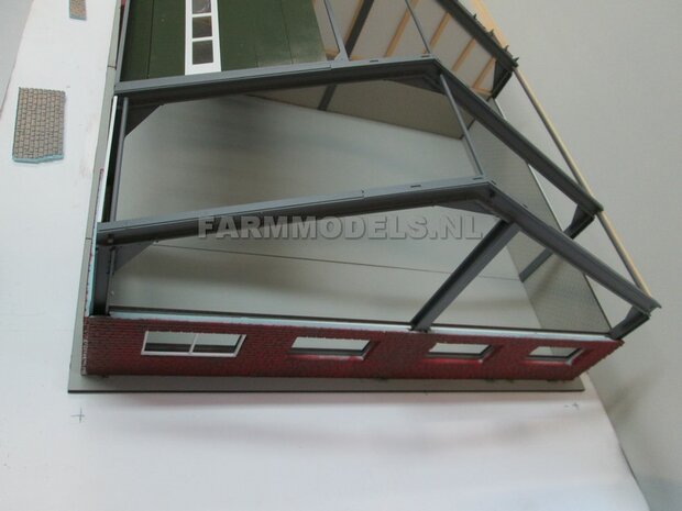 1x Vaste Deur Plaat + 6 Ramen t.b.v. railset 24 cm breed -BOUWKIT- Kunststof wit t.b.v. (bewaar-) loods / stal / kantoor / huis, 1:32 (HTD)