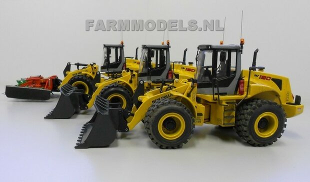 920. New Holland shovel, schaal 1:32, brede banden, snel wissel, Holaras kuilverdeler etc