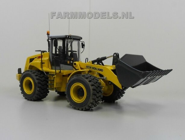 920. New Holland shovel, schaal 1:32, brede banden, snel wissel, Holaras kuilverdeler etc