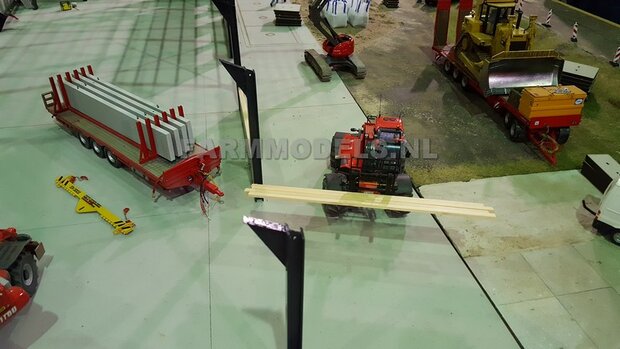 1x RAILSET 15 cm breed t.b.v. (Overhead) Deuren- Kunststof wit - BOUWKIT t.b.v. (bewaar-) loods / stal / kantoor / huis, 1:32 (HTD)              