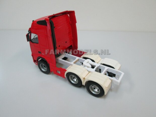 Universeel Vrachtwagen Chassis 6x4 met lift as, BOUWKIT Basis 1:32 (HTD)