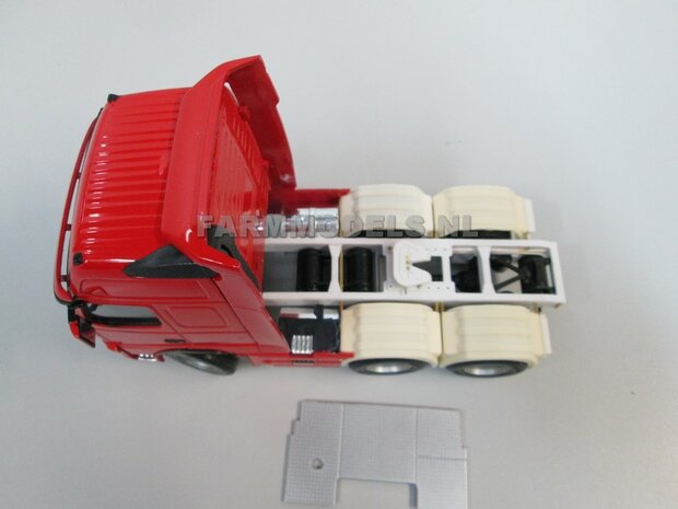 Universeel Vrachtwagen Chassis 6x4 met lift as, BOUWKIT Basis 1:32 (HTD)