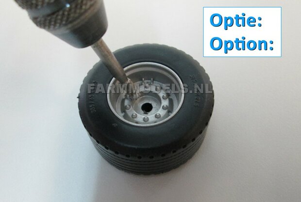 2x Ombouw / Inleg-deel + Center Ring t.b.v. Super Single / Smalle Truck banden (=velg kom+ring) NU BLANK GELEVERD, &Oslash; 17.3 x 5 mm, 1:32                               