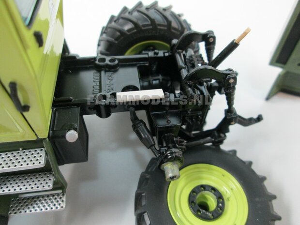 &Oslash; 47 mm: 4x brede banden + alu. velgen MB Trac 1100 , Velgen MB Trac groen + zwarte planeetkappen + wielboutringen, geschikt voor MB trac 1100 1:32            