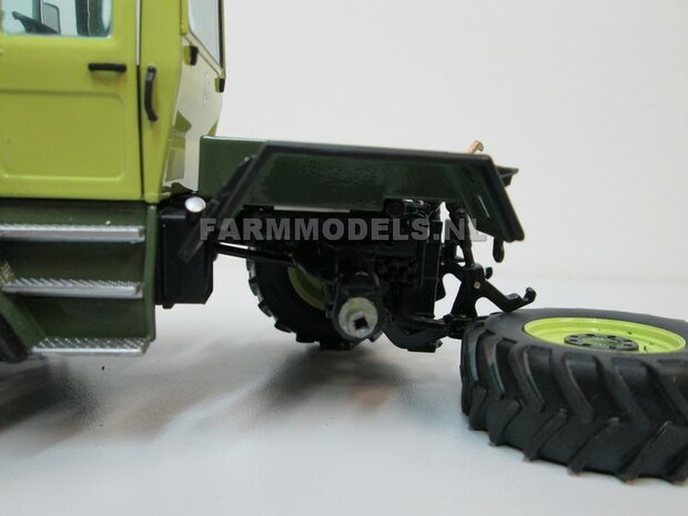 &Oslash; 47 mm: 4x brede banden + alu. velgen MB Trac 1100 , Velgen MB Trac groen + zwarte planeetkappen + wielboutringen, geschikt voor MB trac 1100 1:32            